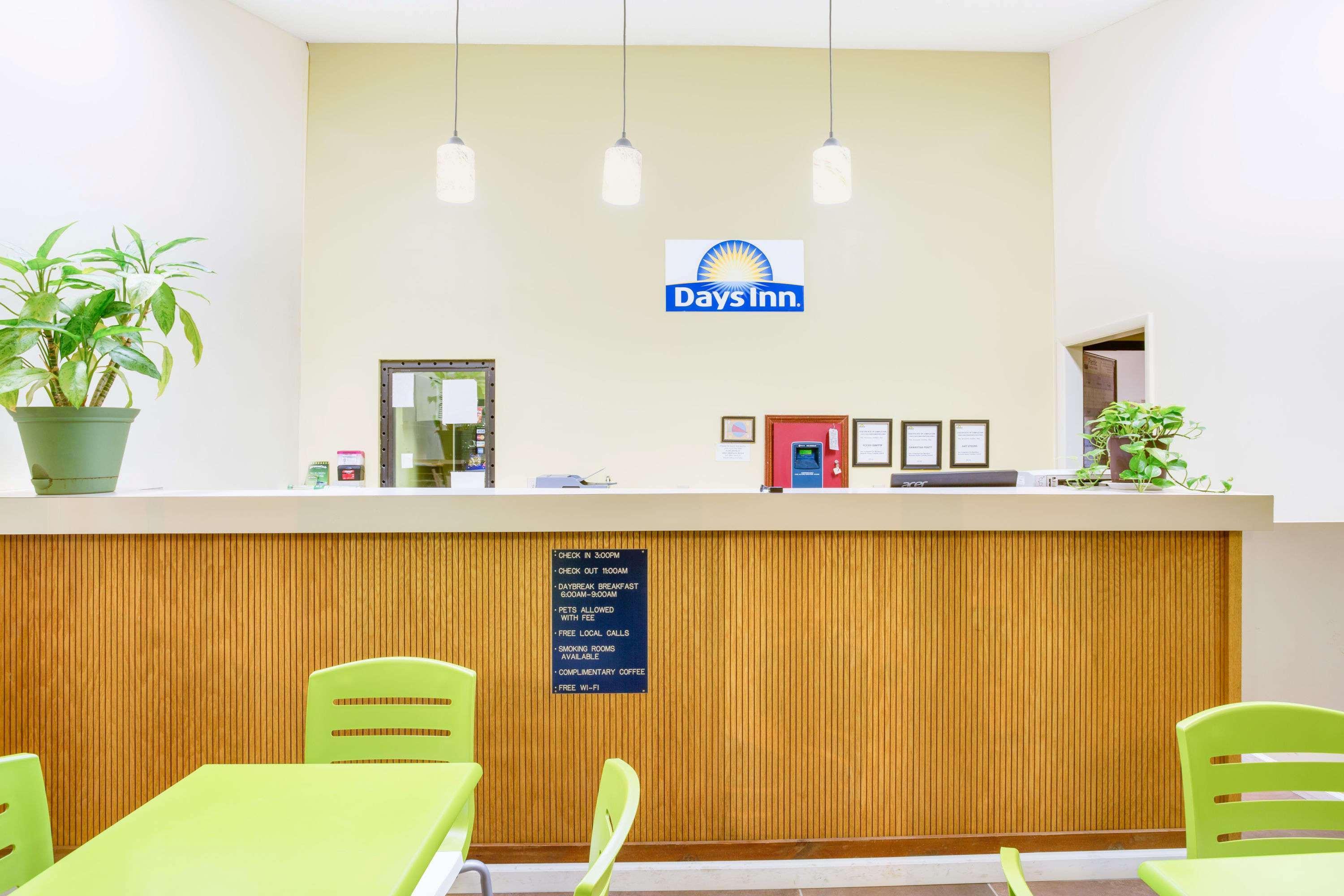 Days Inn by Wyndham Athens Exterior foto